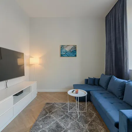 Center Near Old Town With Parking, Pamenkalnio Apartament Wilno