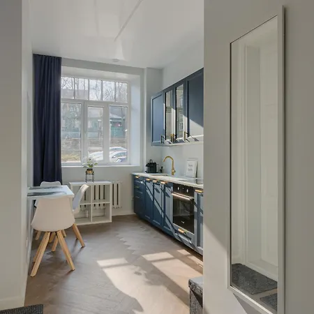 Brand New Luxury Apartment, Parking, Center *