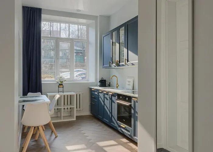 Brand New Luxury Apartment, Parking, Center *